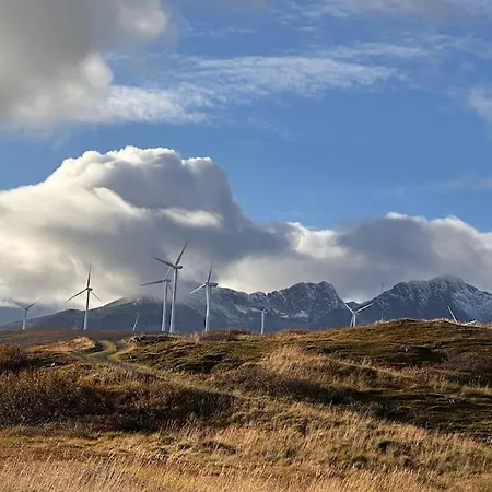 Aurora Hav Og Fjell Vannøya Feriehus *