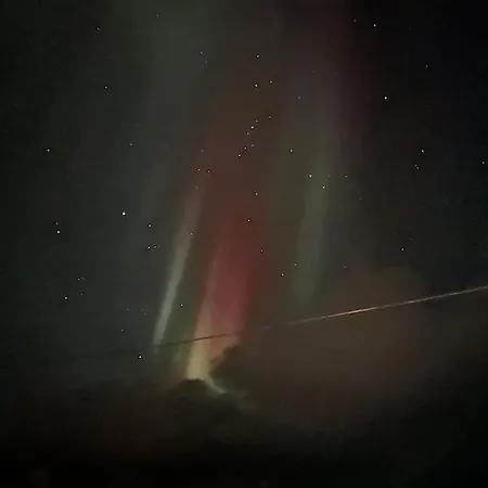 Aurora Mountain & Ocean House
