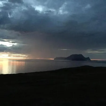 Feriehus Aurora Hav Og Fjell Vannøya *