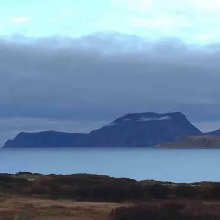 Holiday home Aurora Mountain & Ocean House