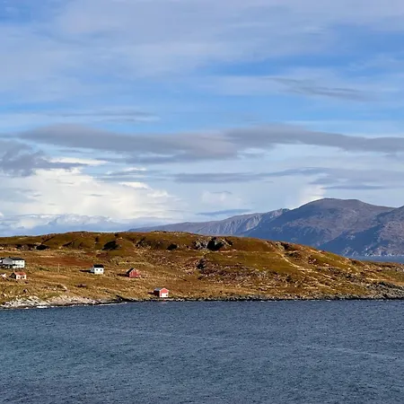 Feriehus Aurora Hav Og Fjell Vannøya Karlsøy