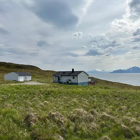 Holiday home Aurora Hav Og Fjell Vannoya *