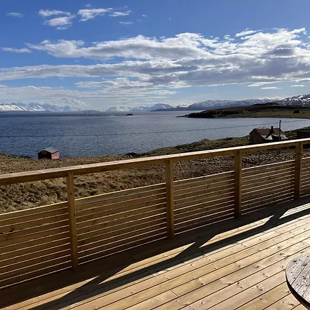 Aurora Hav Og Fjell Vannoya Karlsoy