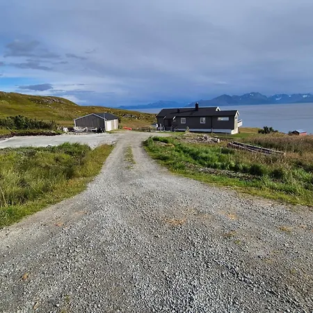 Feriehus Aurora Hav Og Fjell Vannøya
