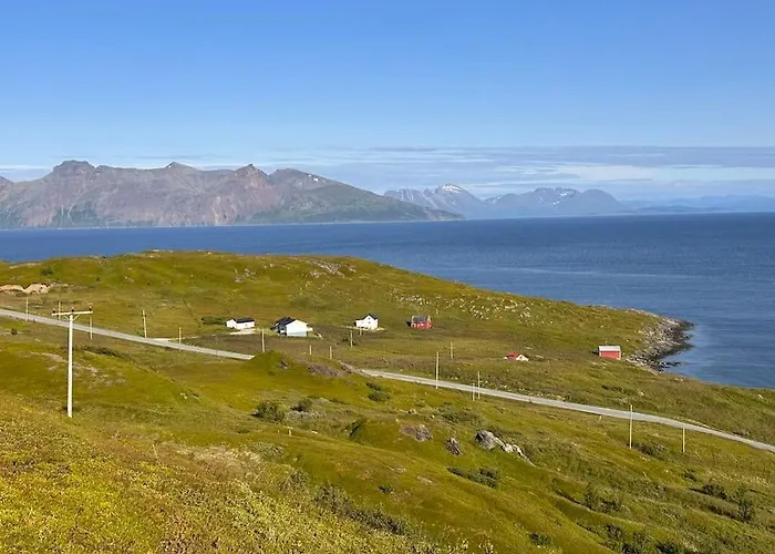 Semesterbostad Aurora Hav Og Fjell Vannoya Karlsøy