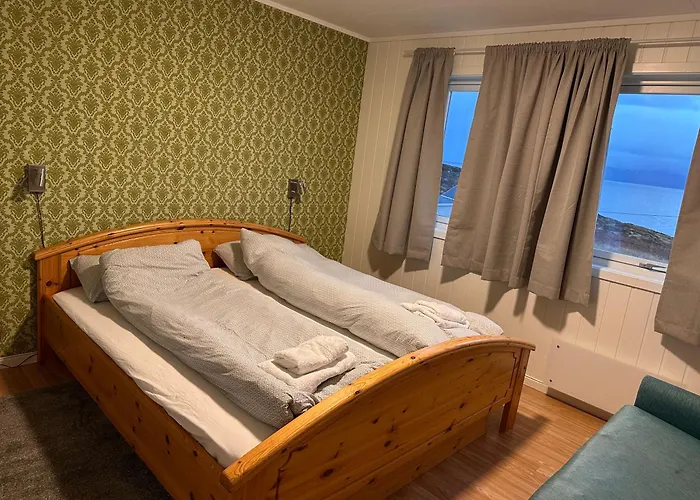 Aurora Hav Og Fjell Vannoya